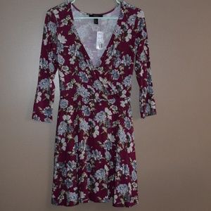 Forever 21 Plum Floral Dress 3/4 Sleeve